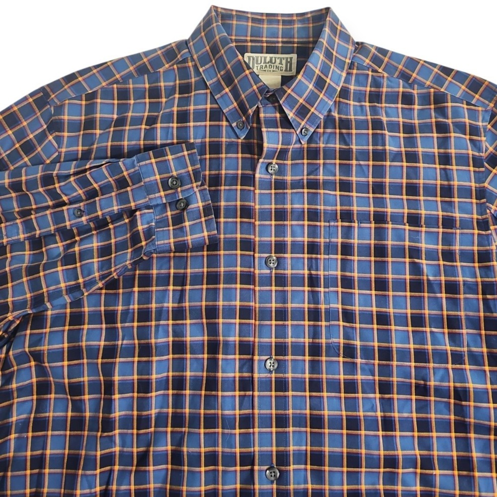 Duluth Trading Co Mens Large Dark Navy Blue Plaid Button Down Shirt 100% Cotton